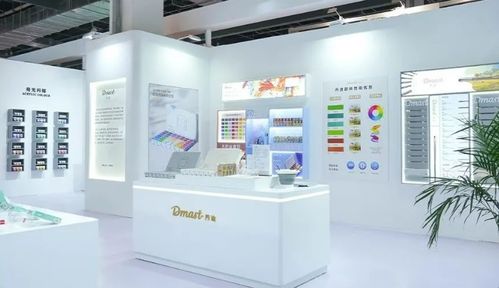 得力攜500余款產品震撼亮相，引領文具零售新潮流